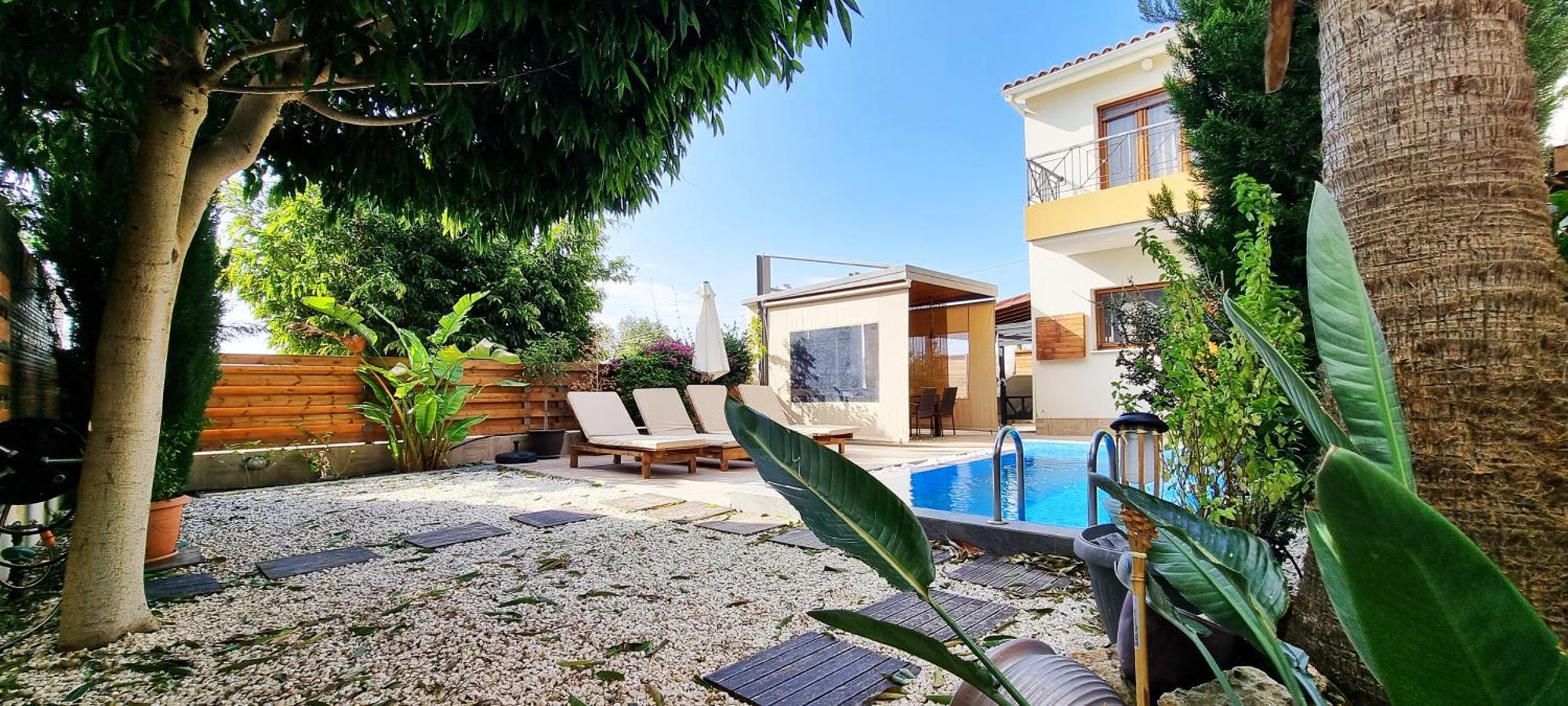 Shanti Paphos Villa エクステリア 写真